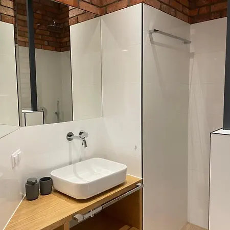 New Sobieski By Oneapartments Апартаменты *