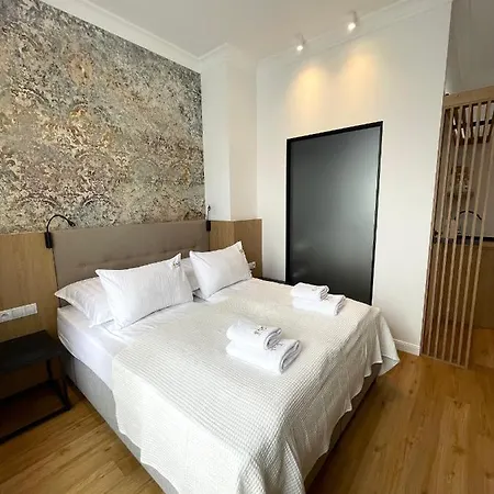 New Sobieski By Oneapartments Апартаменты